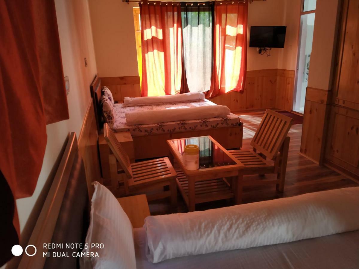 Jimmy'S Homestay Leh Eksteriør bilde